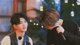 圈内人爆料皇权富贵,揭秘娱乐圈背后的权力游戏与奢华生活 第3张 圈内人爆料皇权富贵,揭秘娱乐圈背后的权力游戏与奢华生活 第3张